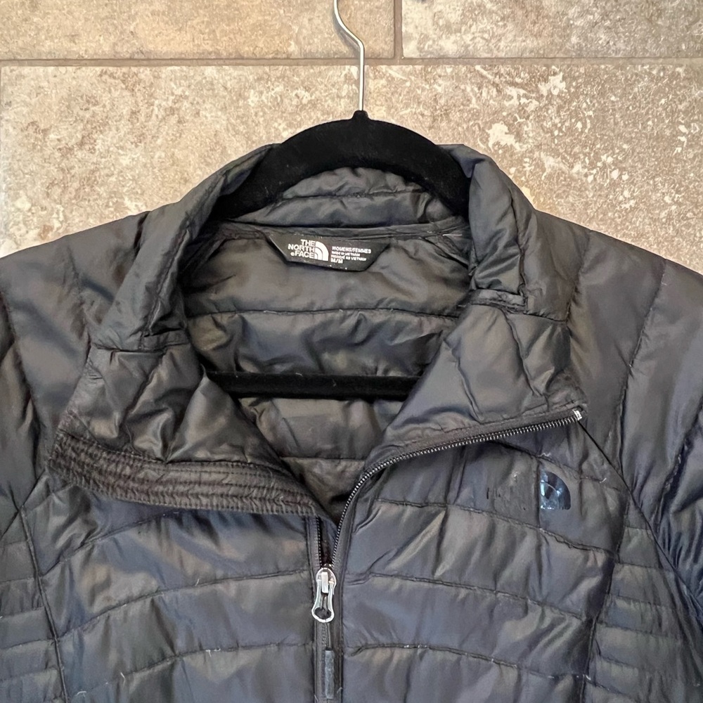The North Face Women’s Black Nano Puff Full Zip Jacket Size M - Picture 2 of 3